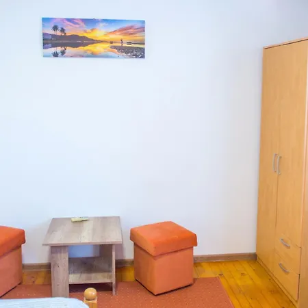 Apartman Enardi *